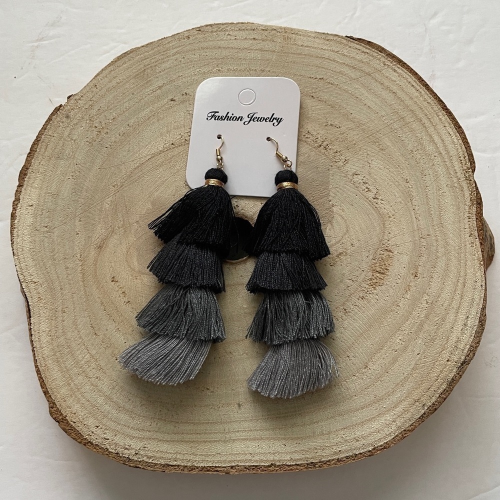 Tassel‎ Fringe Earrings NEW